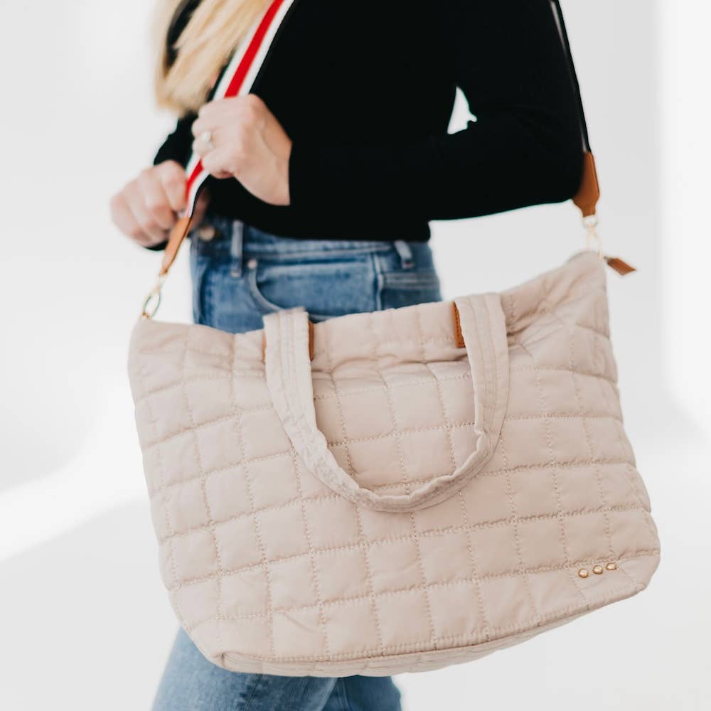 Day Dreamer Quilted Tote Bag: Navy